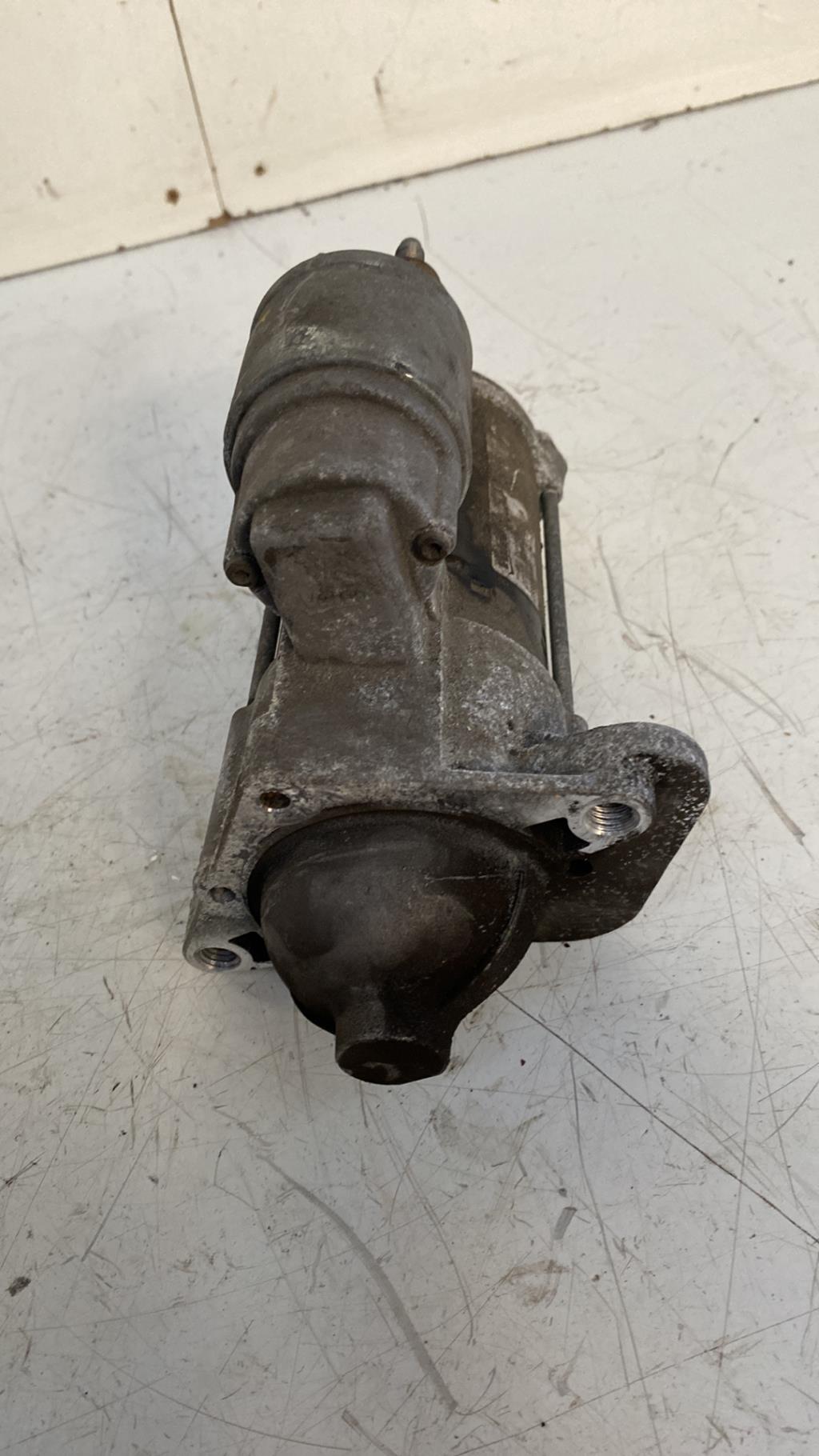 Demarreur RENAULT CLIO 2 PHASE 2 Essence - 1
