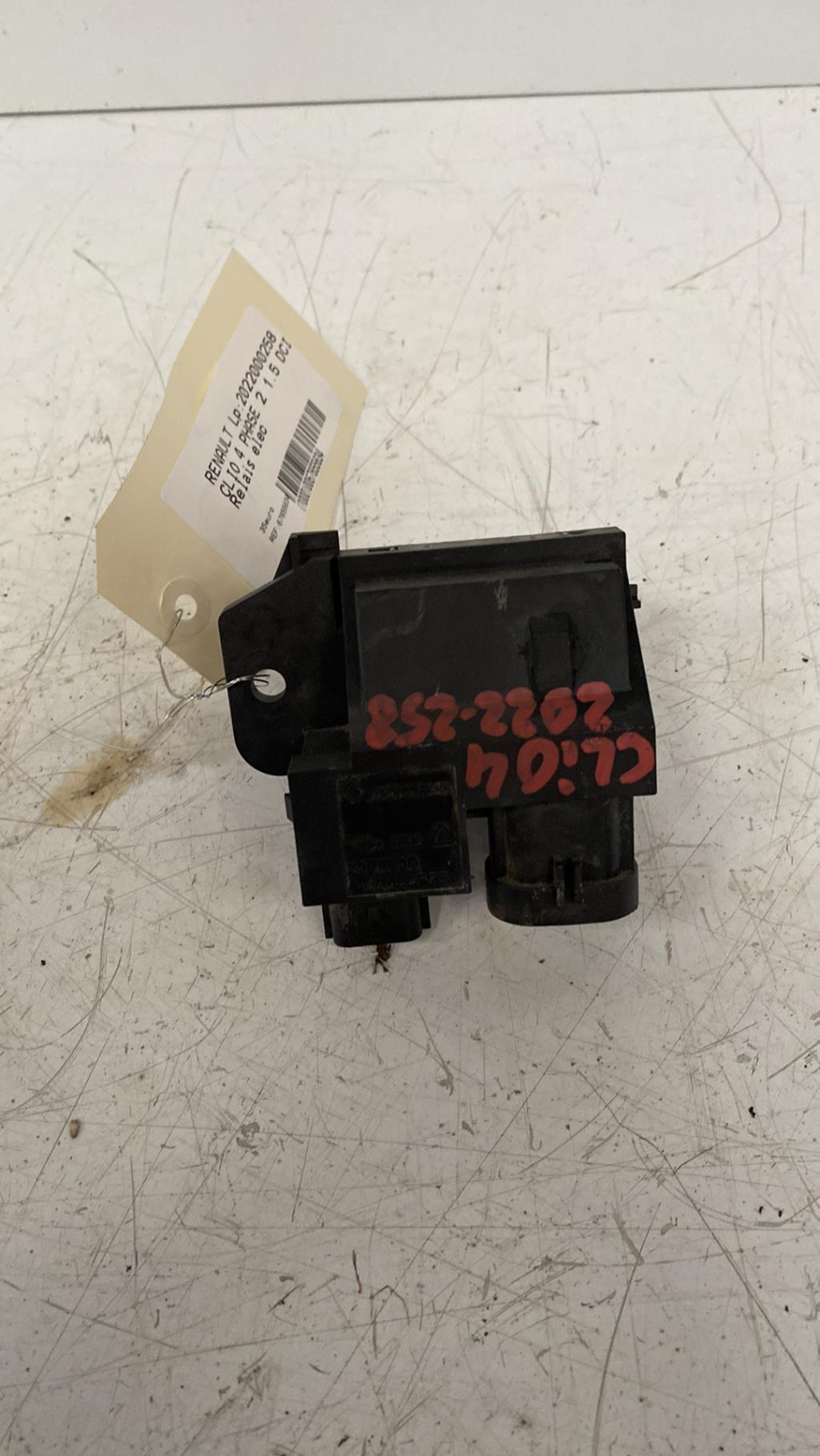 Relais electrique RENAULT CLIO 4 PHASE 2 Diesel - 1