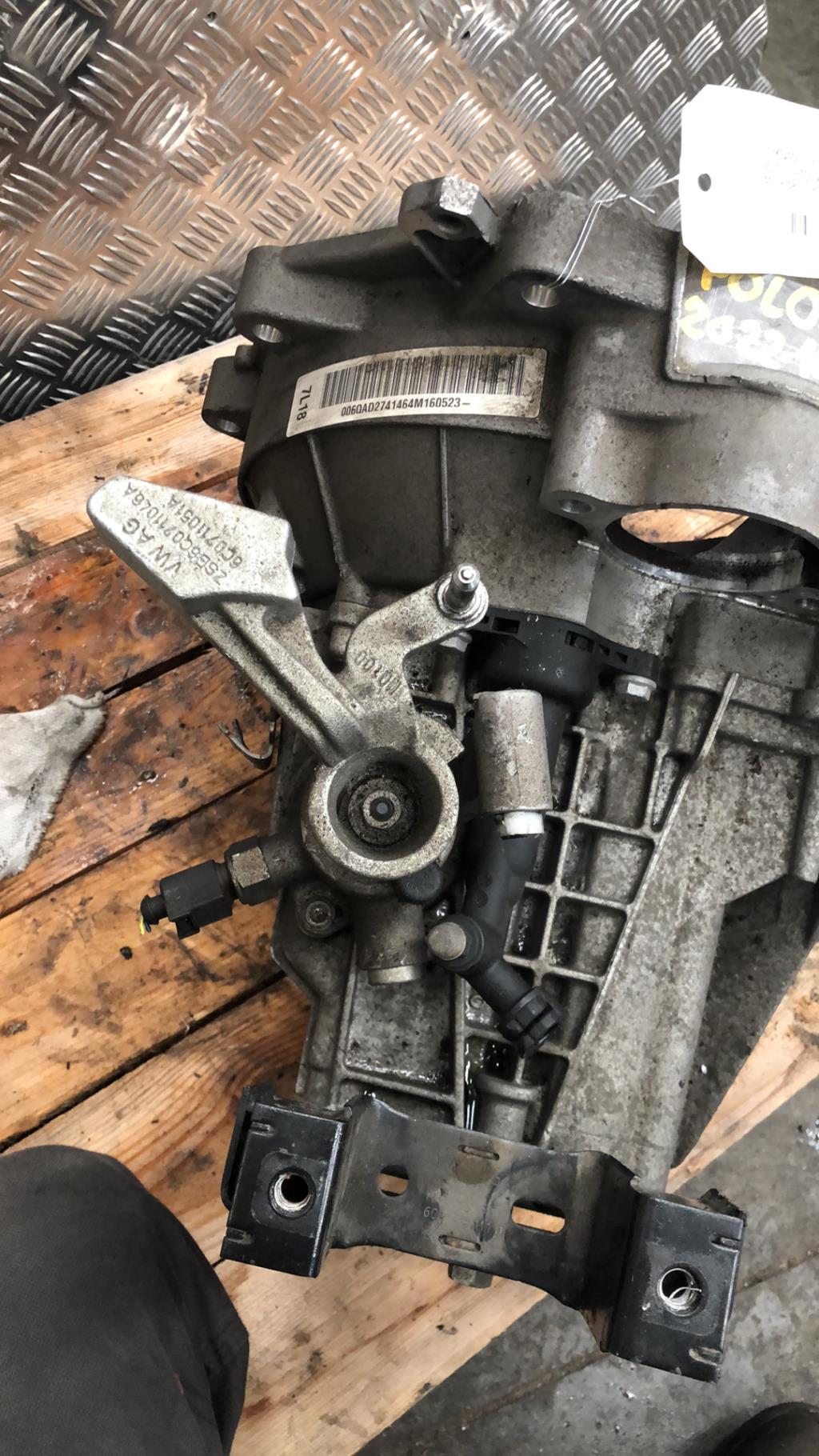 Boite de vitesses VOLKSWAGEN POLO 5 PHASE 2 Essence - 1
