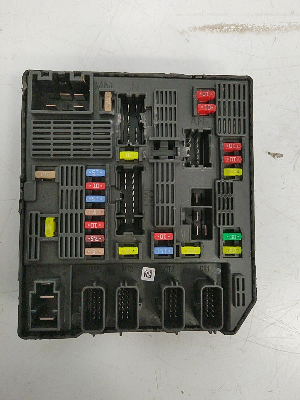 Boitier servitude moteur (BSM) RENAULT SCENIC 3 PHASE 1 Diesel - 1