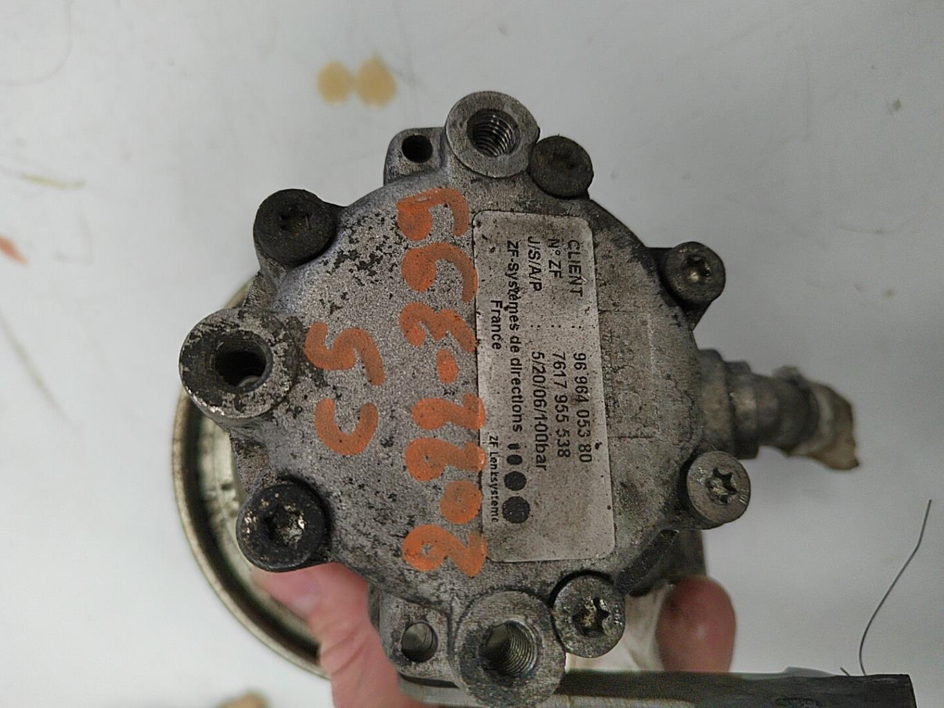 Pompe de direction CITROEN C5 1 PHASE 2 Diesel - 1