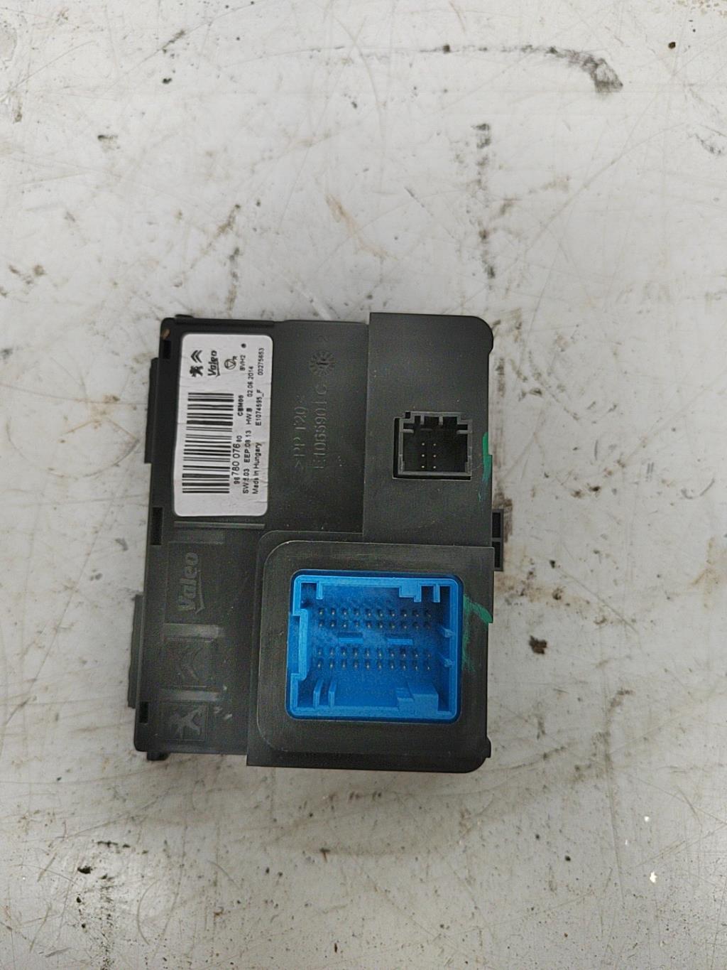 Calculateur PEUGEOT 308 2 PHASE 1 Diesel - 1