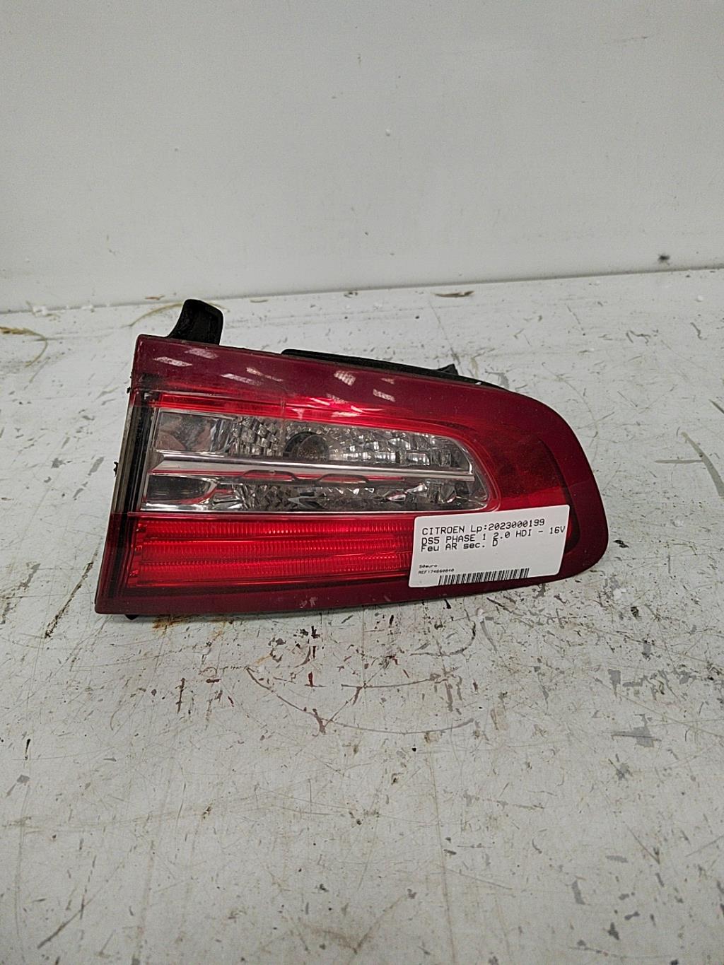 Feu arriere secondaire droit (feux) CITROEN DS5 PHASE 1 Diesel - 1
