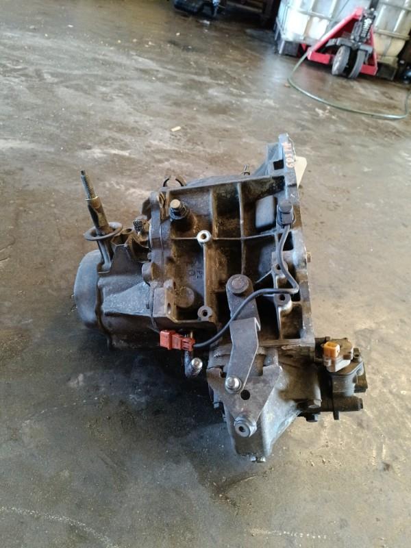 Boite de vitesses PEUGEOT 605 PHASE 2 Essence - 1