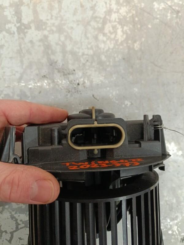 Ventilateur chauffage RENAULT TWINGO 2 PHASE 2 Essence - 1
