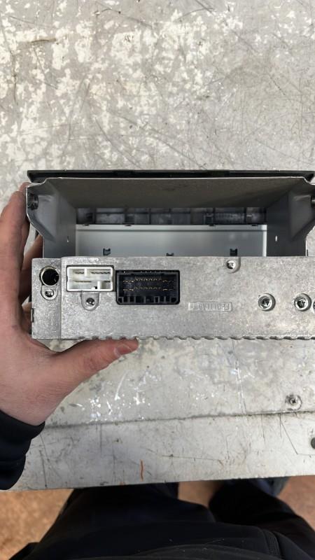 Autoradio d'origine SUZUKI SWIFT 3 Diesel - 1