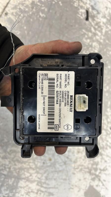Commande GPS RENAULT MEGANE 3 PHASE 1 Diesel - 1