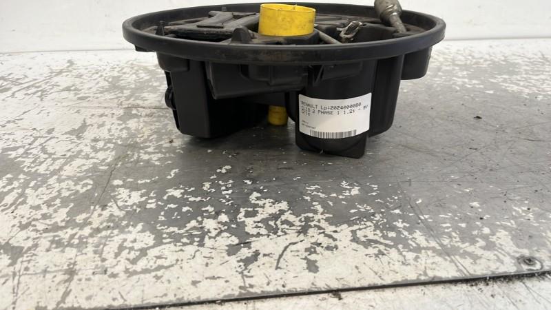 Cric (Ensemble depannage) RENAULT CLIO 2 PHASE 1 Essence - 1