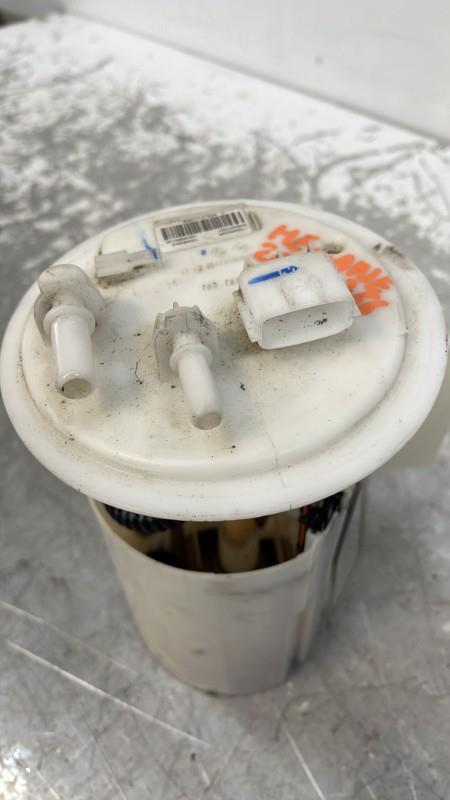 Pompe à carburant RENAULT MEGANE 3 PHASE 1 Diesel - 1
