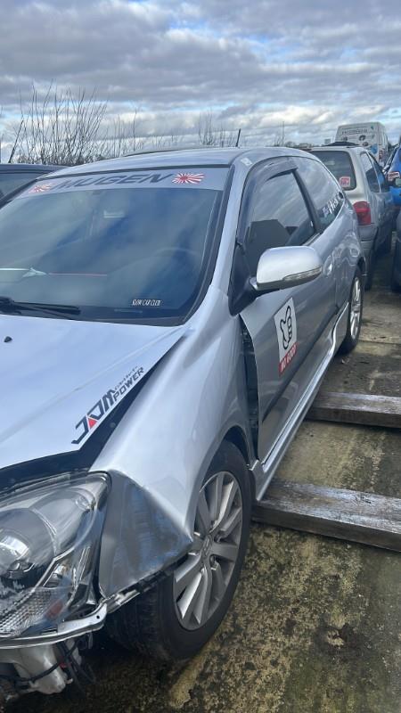 Plage arriere HONDA CIVIC 7 PHASE 1 Essence - 1