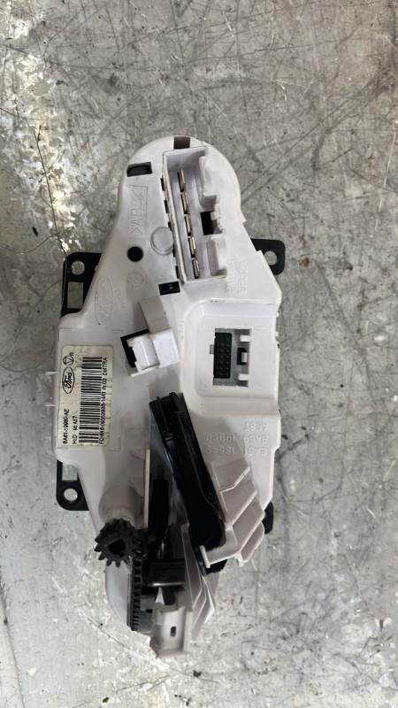 Commande chauffage FORD FIESTA 6 PHASE 1 Essence - 1