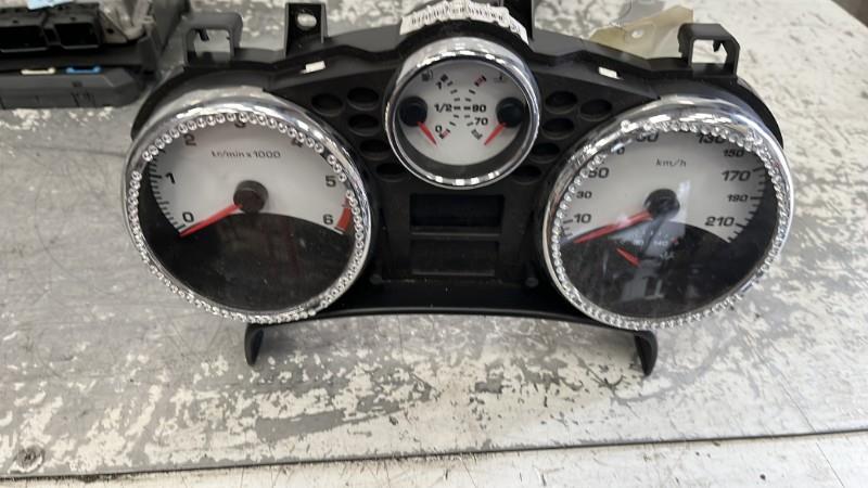 Compteur PEUGEOT 207 PHASE 1 Diesel - 1