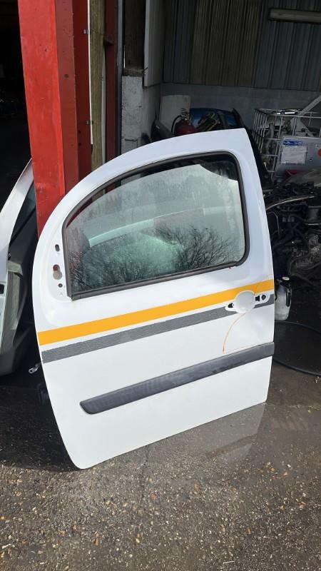 Porte avant gauche RENAULT KANGOO 2 PHASE 1 Diesel - 1