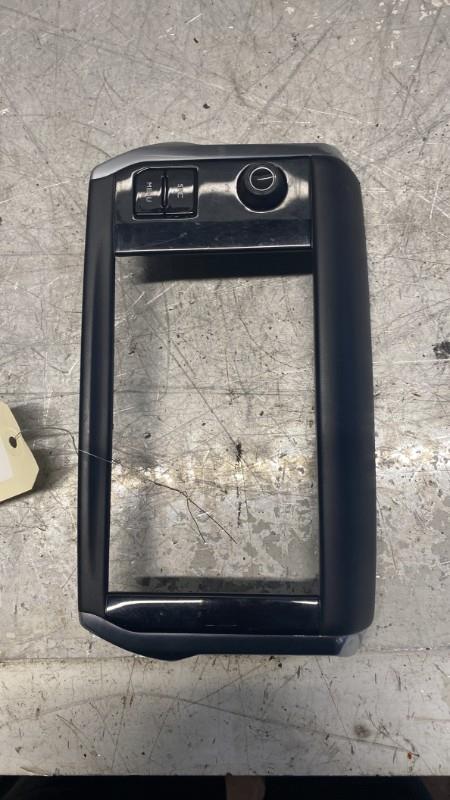 Commande GPS PEUGEOT 208 1 PHASE 2 Essence - 1