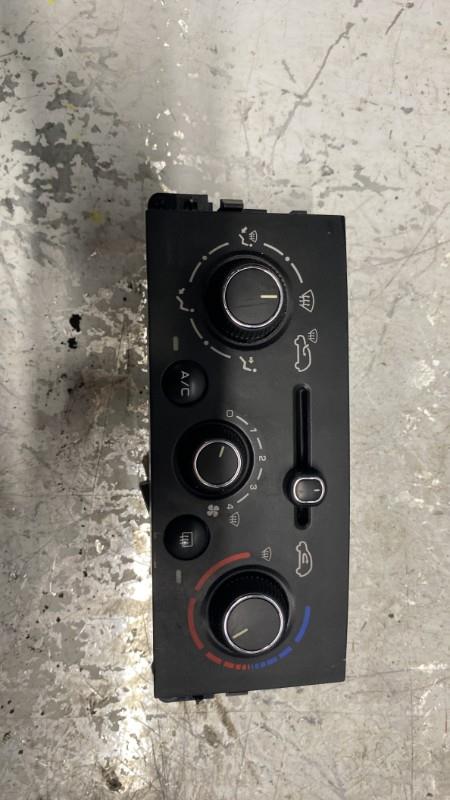 Commande chauffage PEUGEOT 207 PHASE 2 Essence - 1