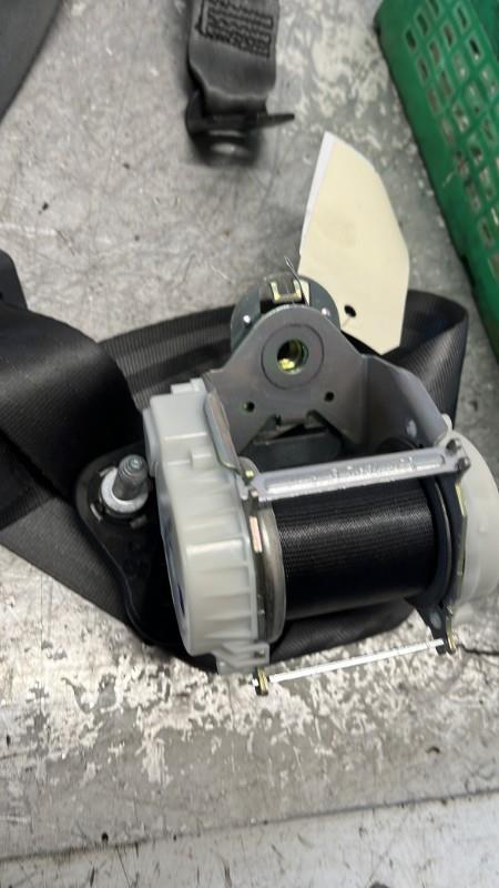 Ceinture arriere gauche RENAULT CLIO 3 PHASE 2 BREAK Diesel - 1