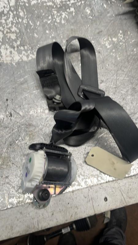 Ceinture avant droit RENAULT CLIO 3 PHASE 2 Essence - 1
