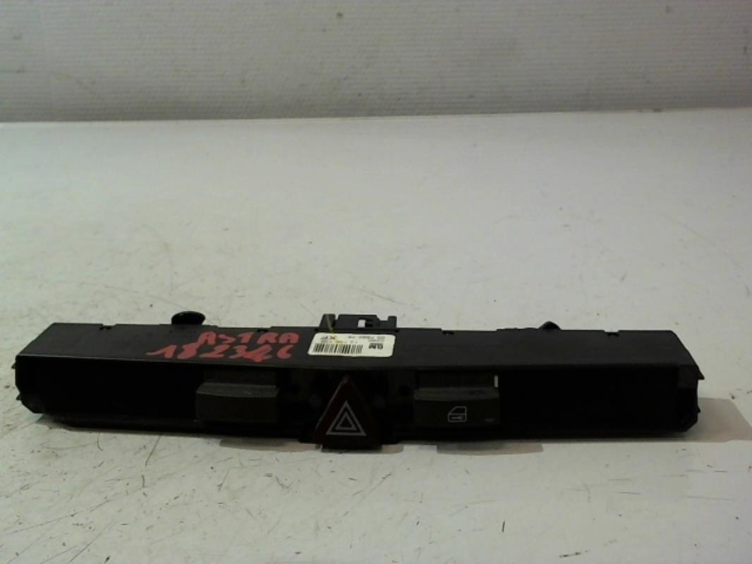 Bouton de warning OPEL ASTRA H PHASE 1 Diesel - 1