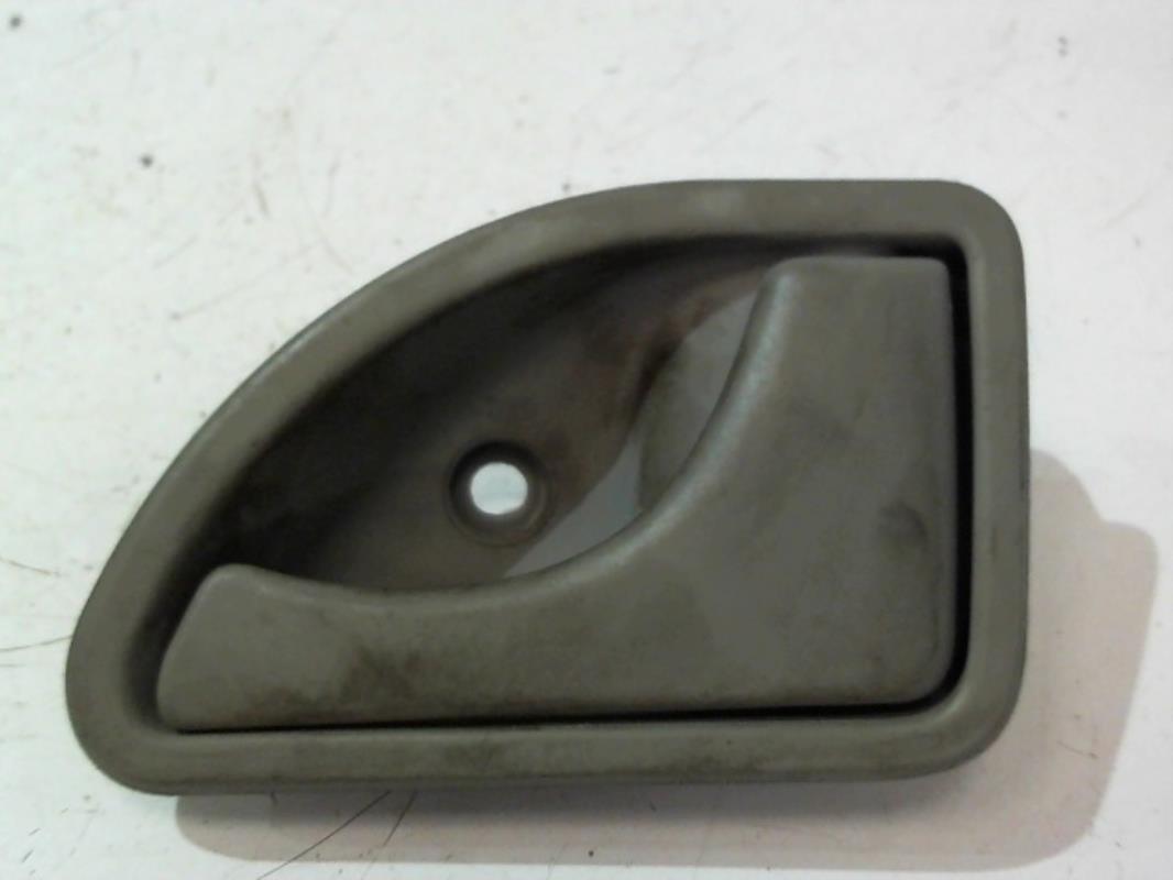 Poignee interieur avant droit RENAULT KANGOO 1 PHASE 2 Diesel - 1