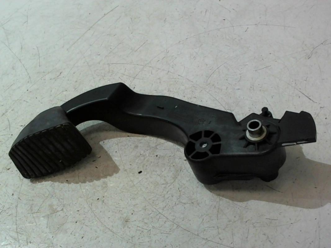 Pedale d'embrayage CITROEN C3 3 PHASE 1 Essence - 1