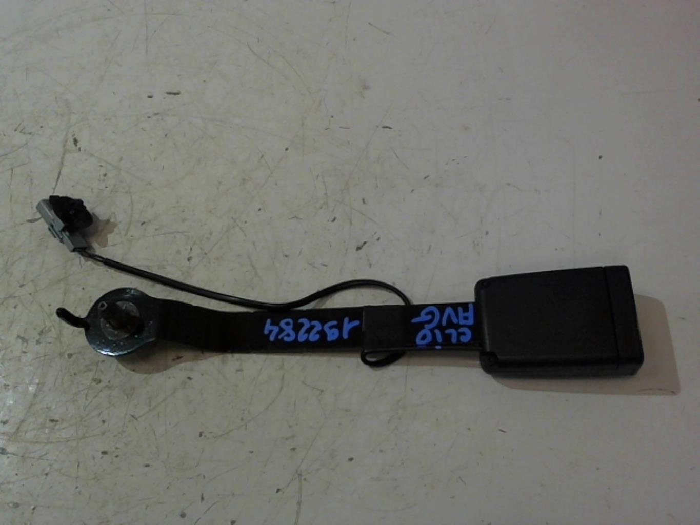 Attache ceinture avant gauche RENAULT CLIO 4 PHASE 2 Essence - 1