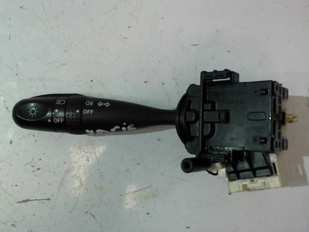 Commodo phare TOYOTA YARIS VERSO PHASE 1 Diesel - 1
