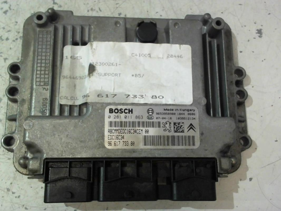 Calculateur CITROEN C4 1 PHASE 1 Diesel - 1