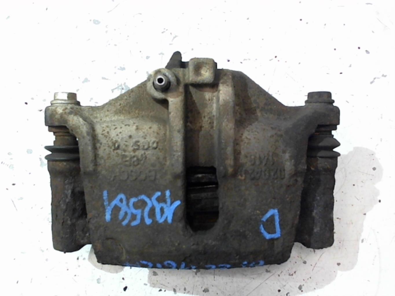Etrier avant droit (freinage) OPEL AGILA A Essence - 1