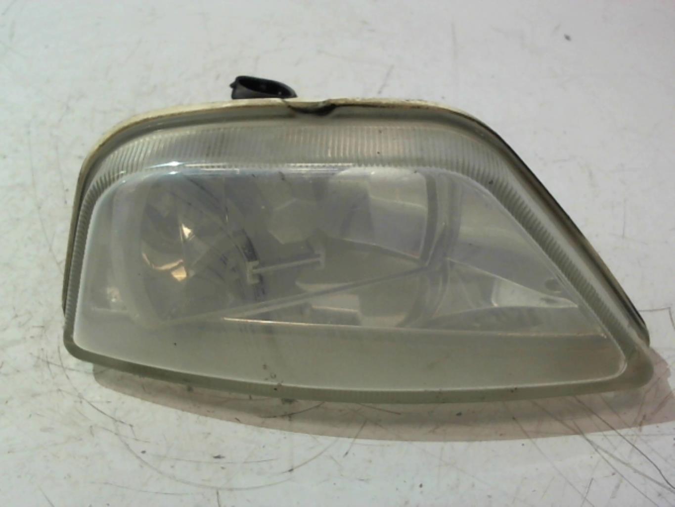 Anti brouillard gauche (feux) FORD FOCUS 1 Essence - 1