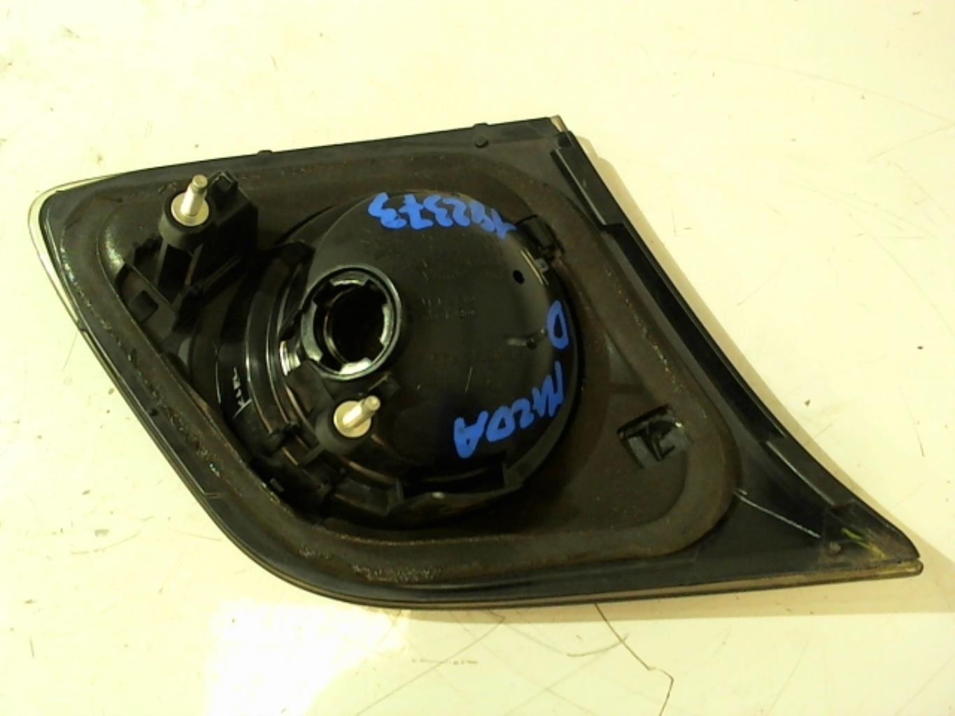 Feu arriere secondaire droit (feux) MAZDA 3 1 PHASE 2 Diesel - 1