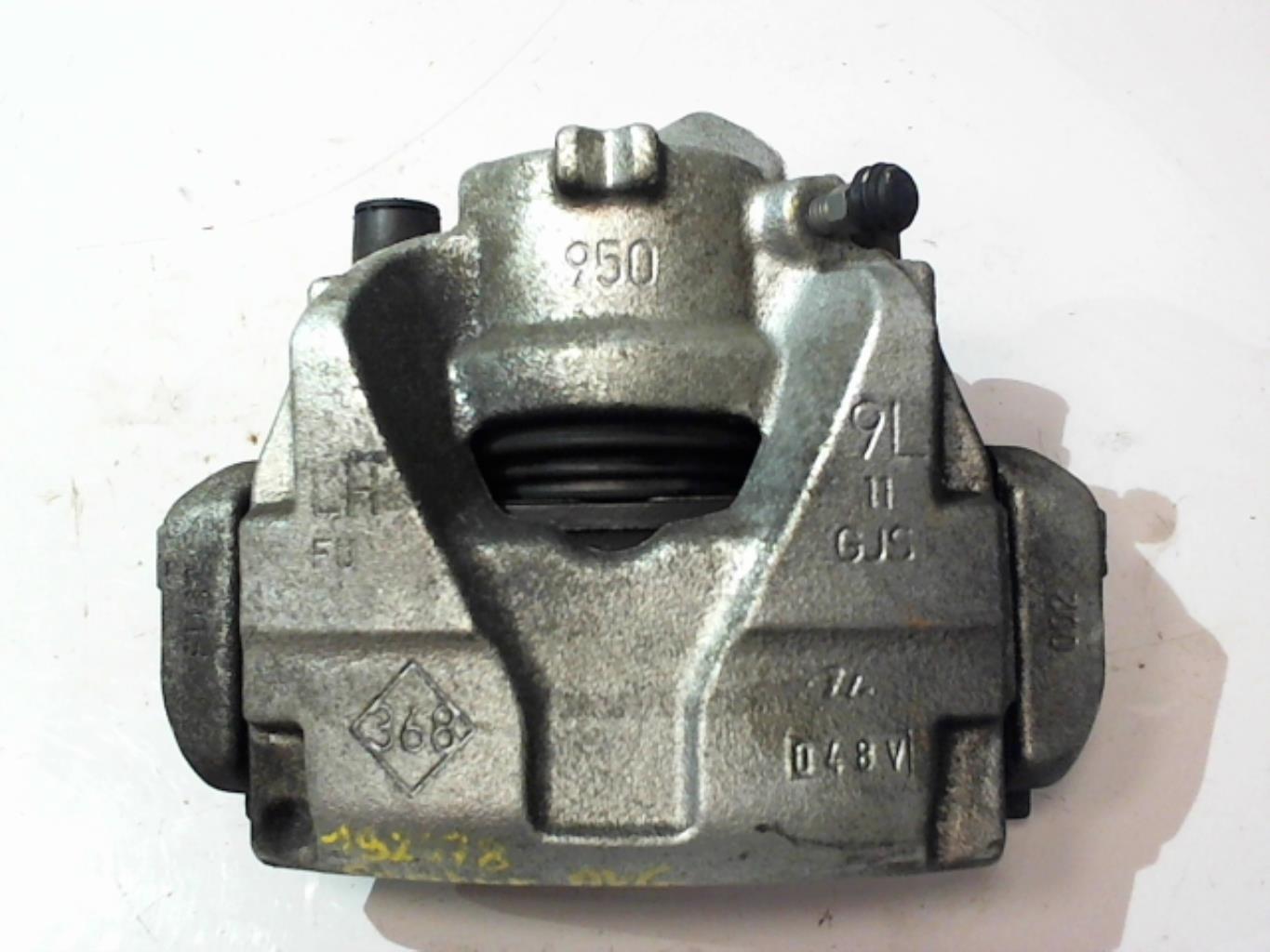 Etrier avant gauche (freinage) RENAULT CAPTUR 1 PHASE 1 Diesel - 1