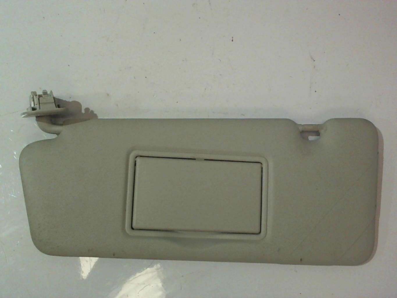 Pare soleil gauche RENAULT CLIO 4 PHASE 1 Diesel - 1