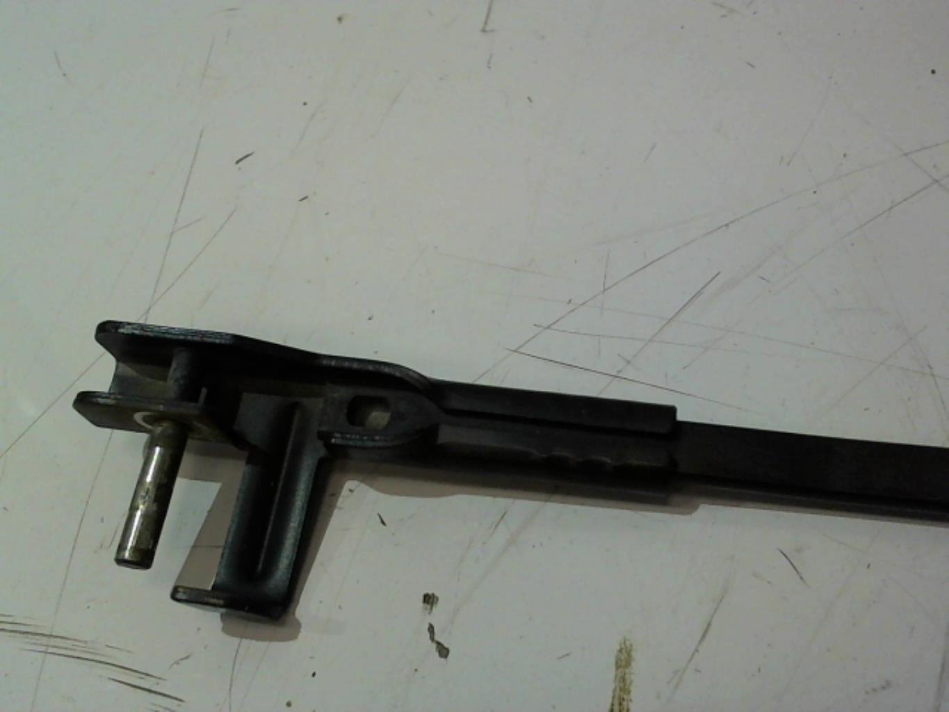 Bras essuie glace avant droit AUDI A3 2 PHASE 1 Diesel - 1