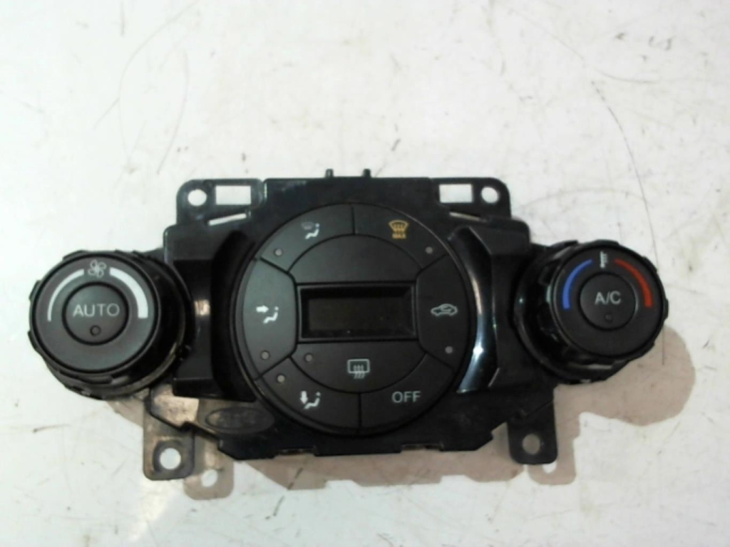 Commande chauffage FORD FIESTA 6 PHASE 1 Essence - 1