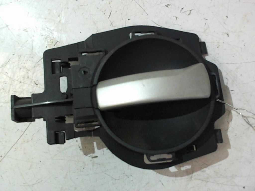 Poignee interieur arriere gauche CITROEN C3 1 PHASE 1 Diesel - 1