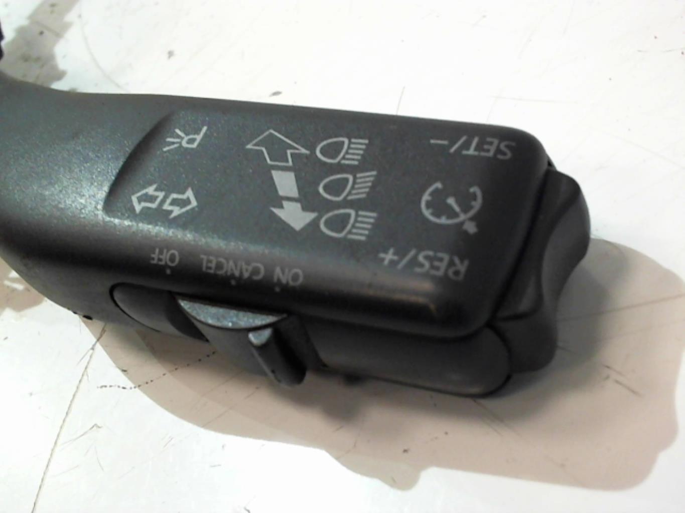Commodo phare VOLKSWAGEN GOLF 5 Diesel - 1