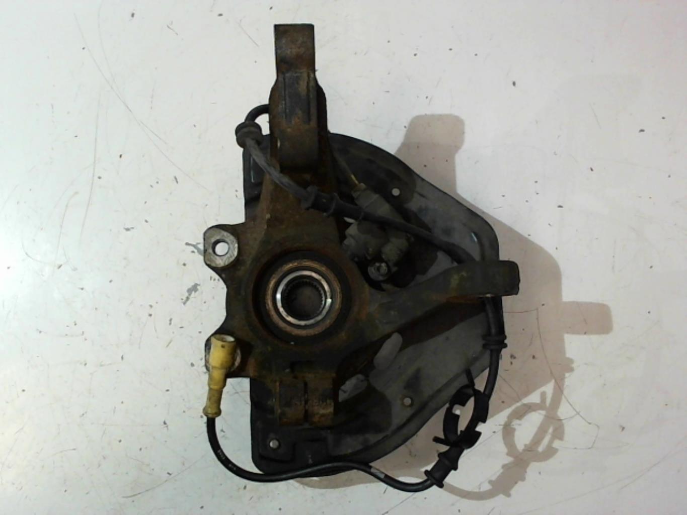 Fusee avant droit OPEL VECTRA B PHASE 2  - 1