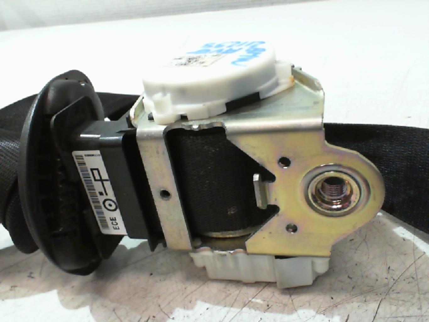 Ceinture avant gauche BMW SERIE 1 E87 PHASE 1 Diesel - 1