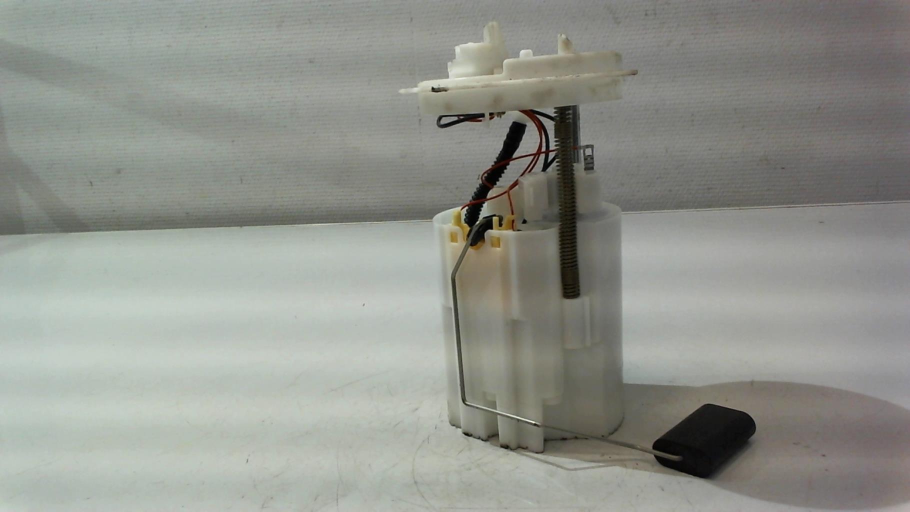 Pompe immergee OPEL CORSA E Essence - 1