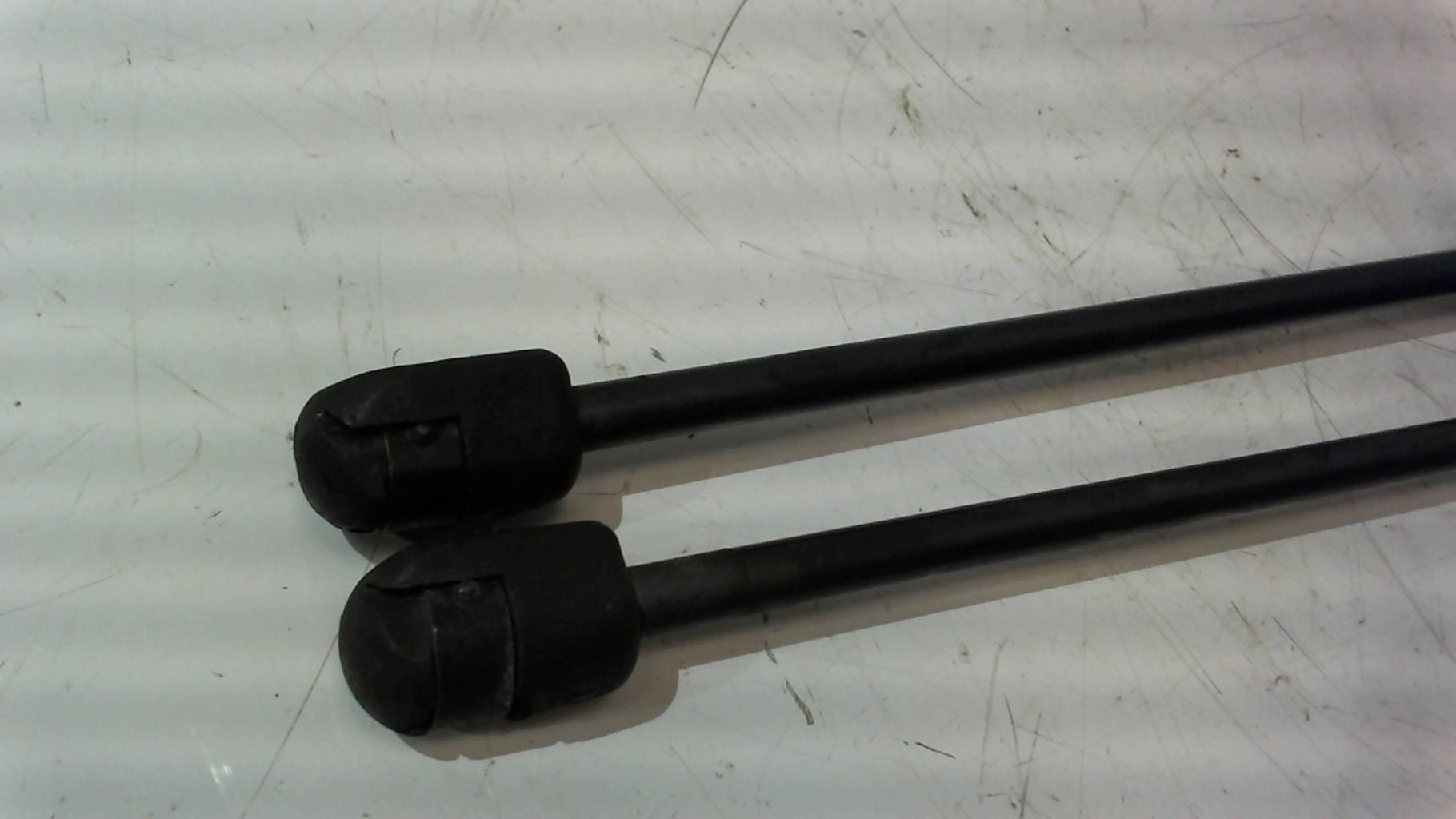 Verin de coffre SUZUKI SWIFT 3 Diesel - 1