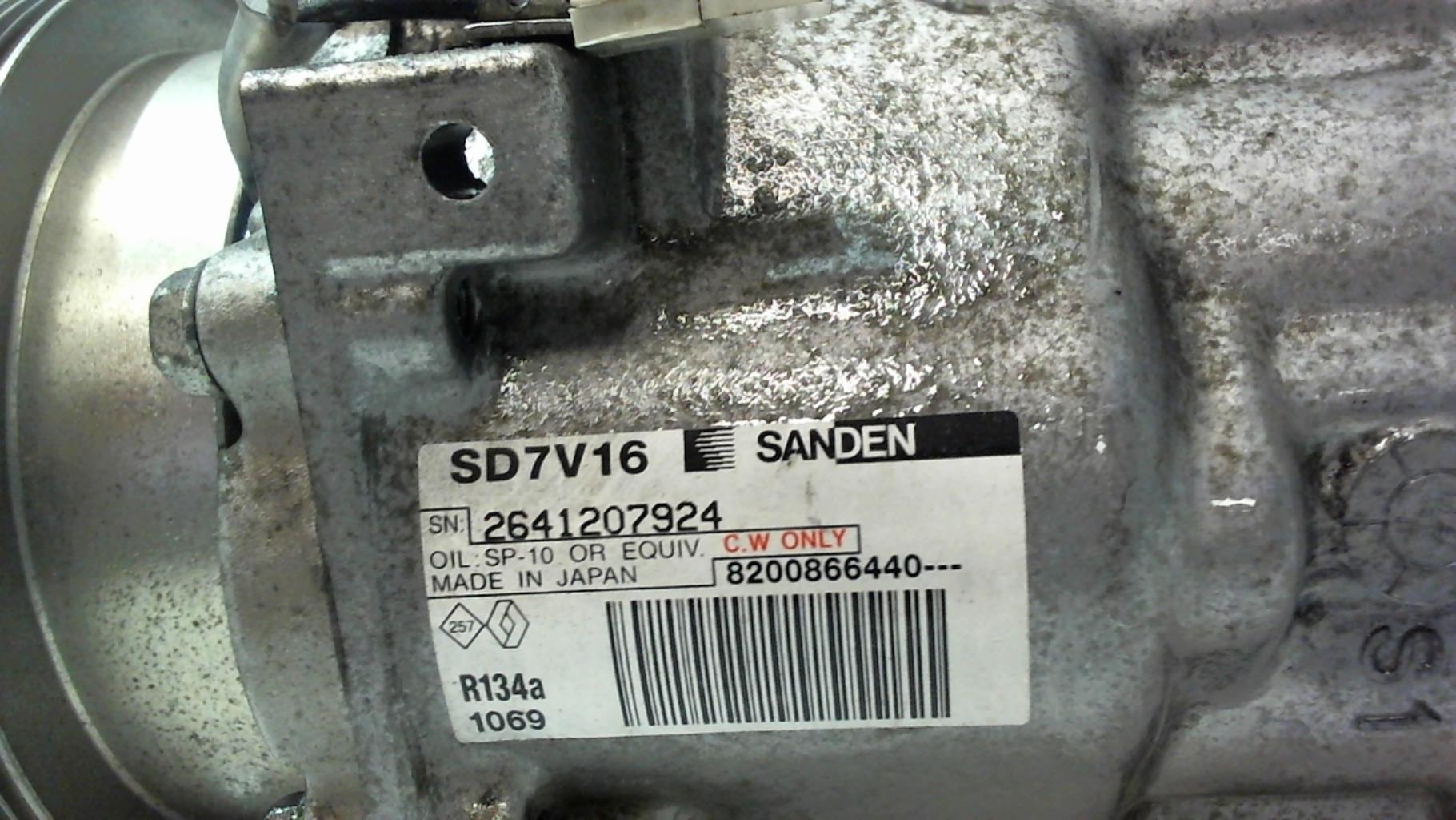 Compresseur clim DACIA SANDERO 1 Essence/GPL - 1