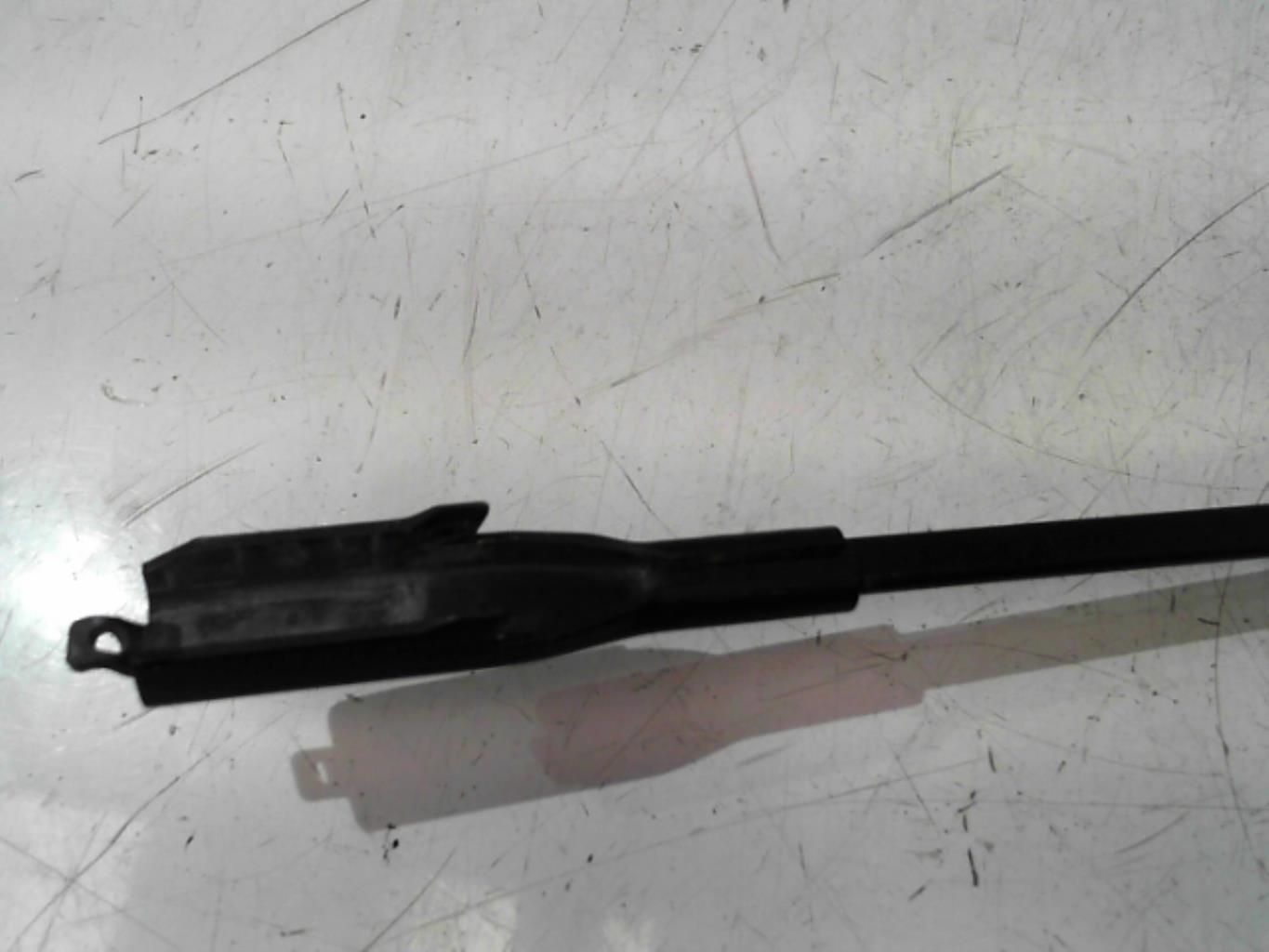Bras essuie glace avant droit BMW SERIE 1 E87 PHASE 1 Diesel - 1