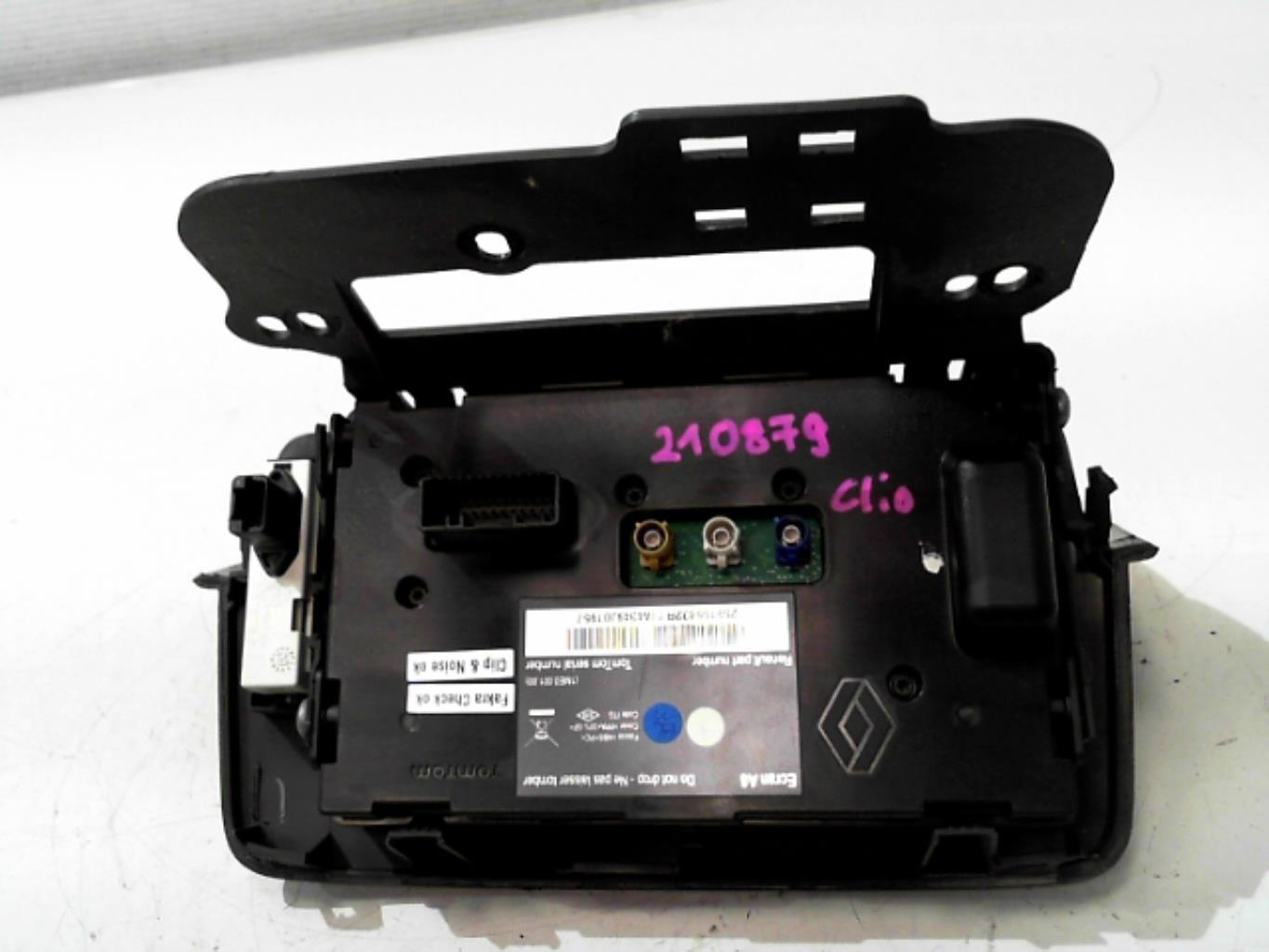 Ecran GPS RENAULT CLIO 3 PHASE 2 BREAK Essence - 1