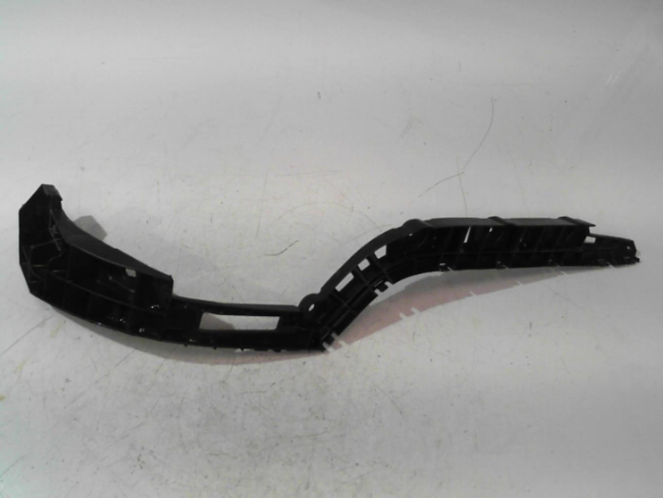 Support de pare chocs arriere VOLKSWAGEN PASSAT 6 BREAK Diesel - 1