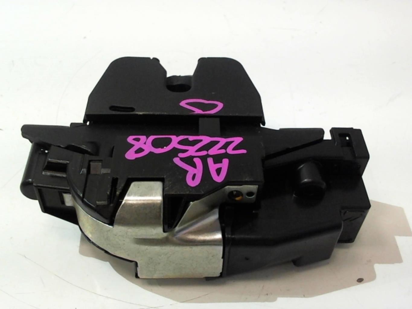 Serrure de hayon CITROEN C5 2 Diesel - 1