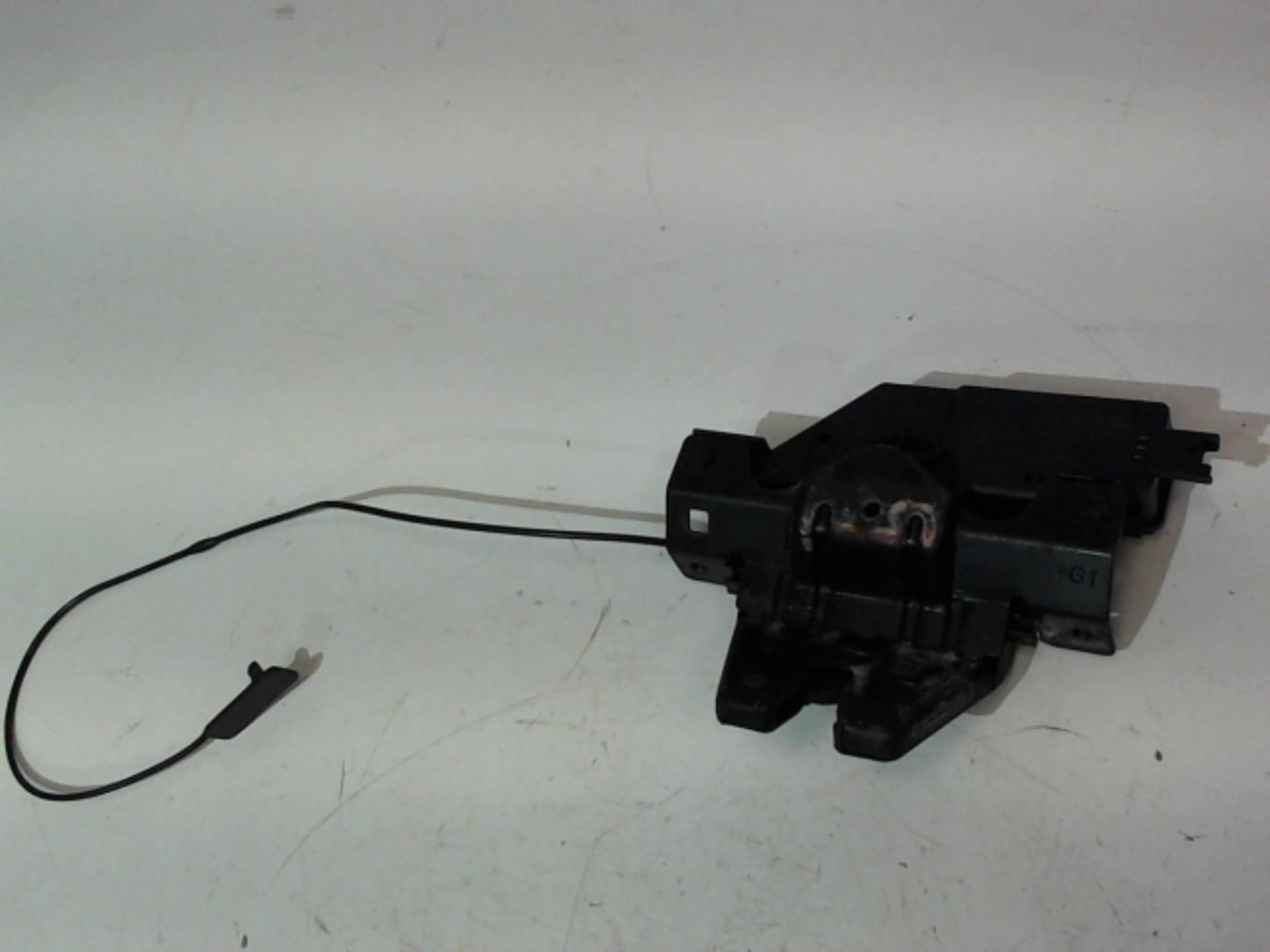 Serrure de hayon BMW SERIE 1 E87 PHASE 2 Diesel - 1