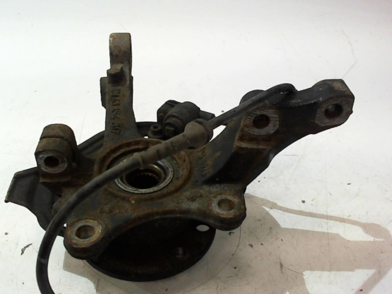 Fusee avant gauche OPEL CORSA C PHASE 2 Diesel - 1