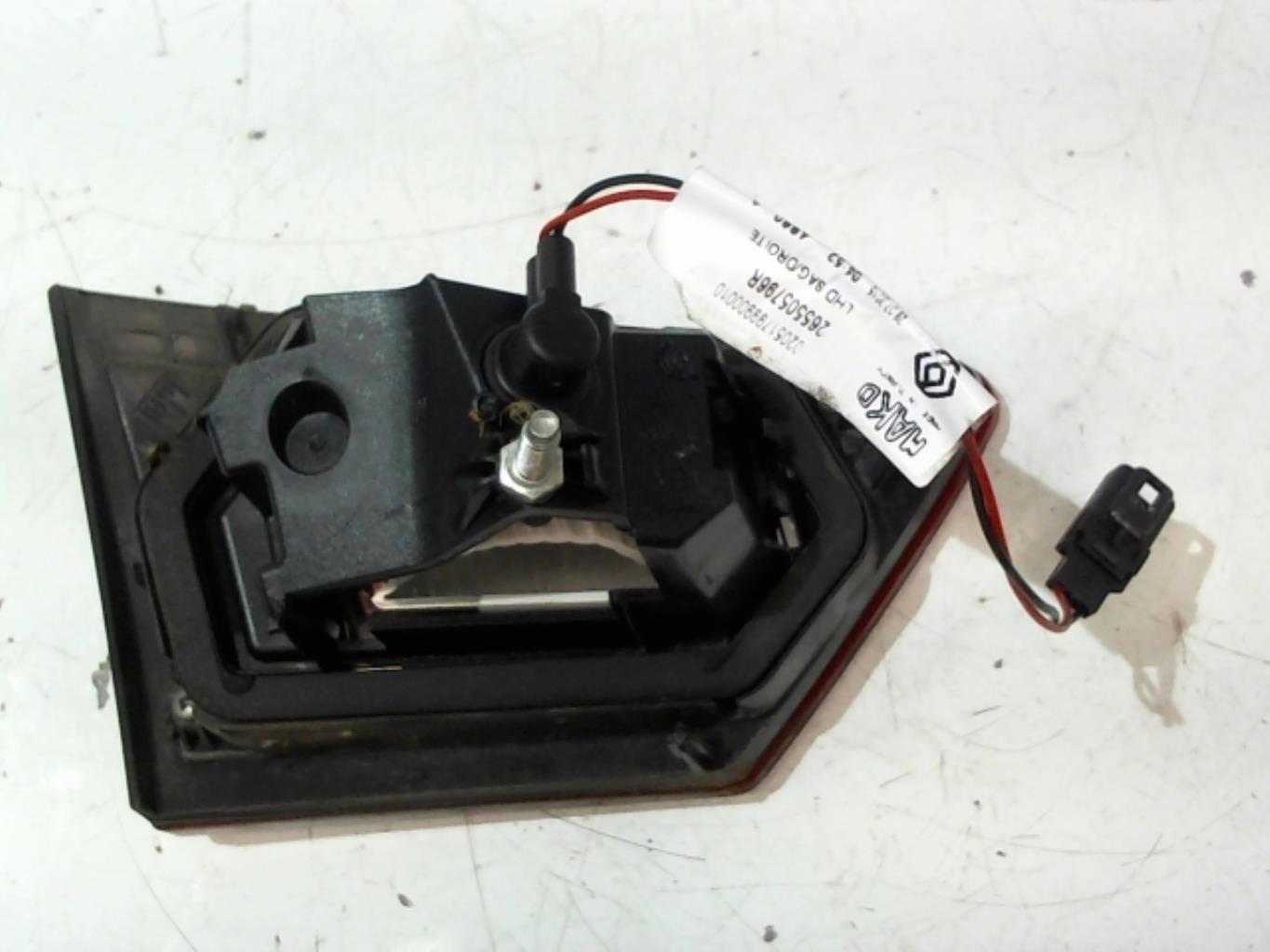 Feu arriere secondaire droit (feux) RENAULT CLIO 4 PHASE 1 Diesel - 1