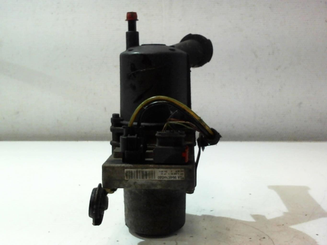Pompe de direction PEUGEOT 307 PHASE 1 BREAK Diesel - 1