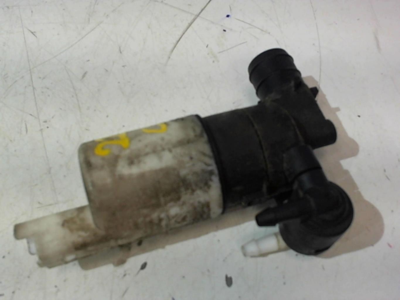 Pompe lave glace avant RENAULT CLIO 3 PHASE 1 Essence - 1